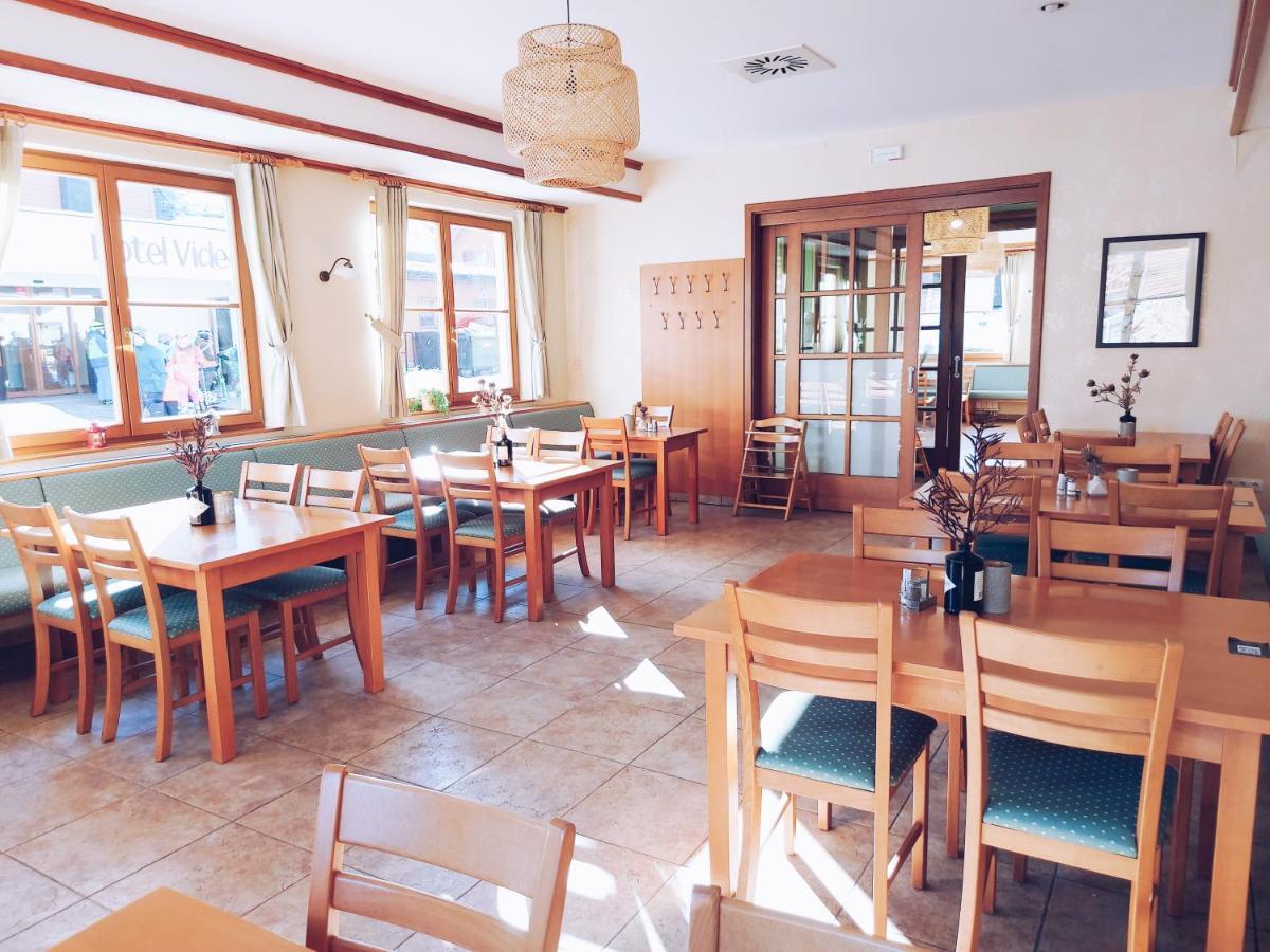 Pohorje Village Wellbeing Resort - Forest Apartments Videc 霍茨科波霍尔耶 外观 照片